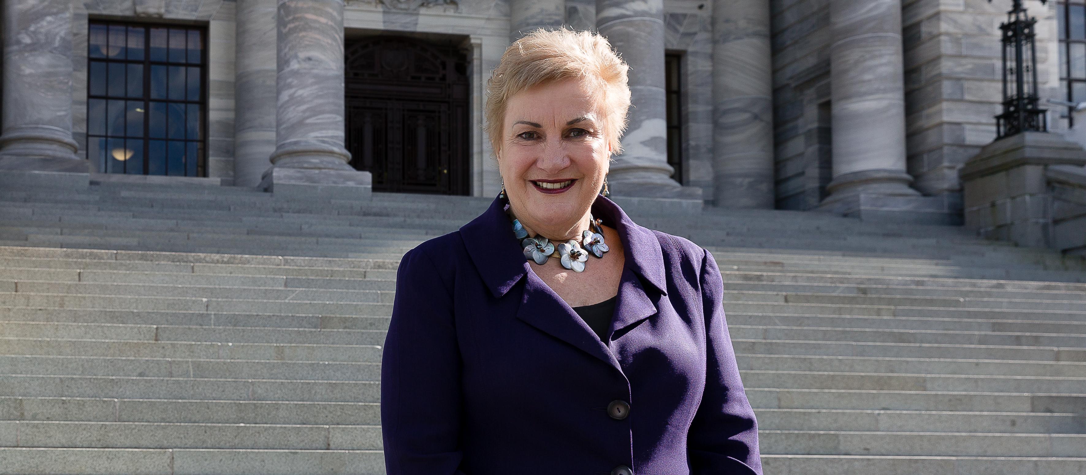 Annette King