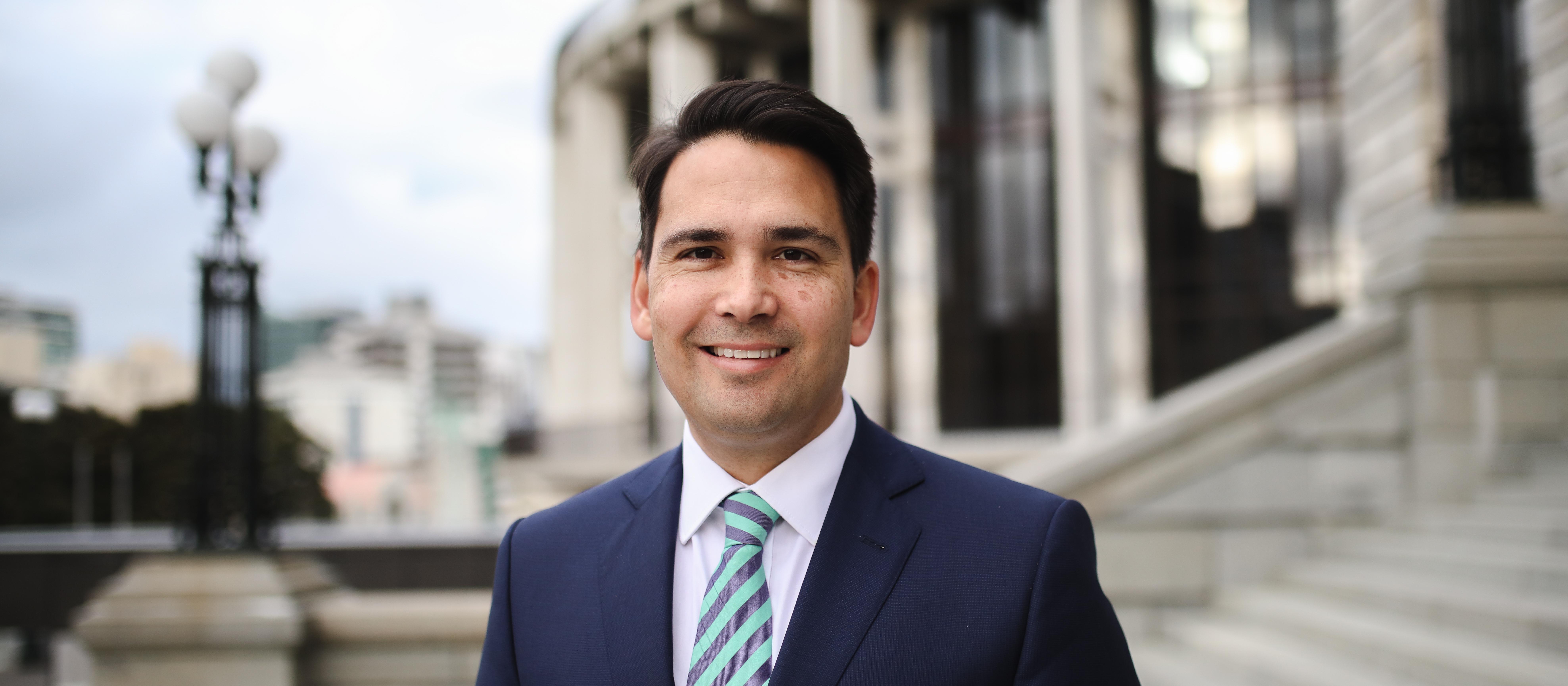 Simon Bridges