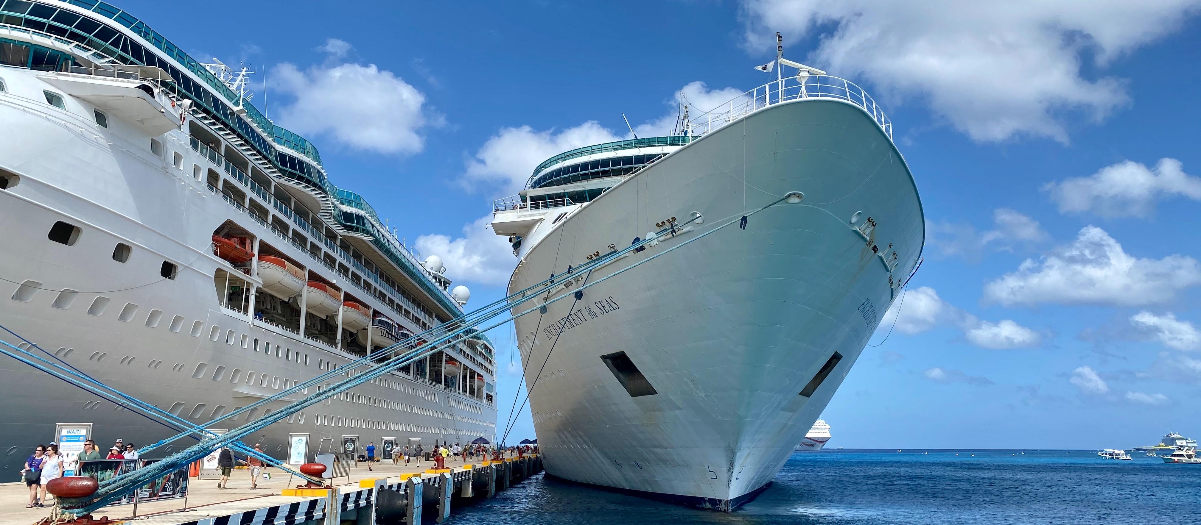 Cruise ship