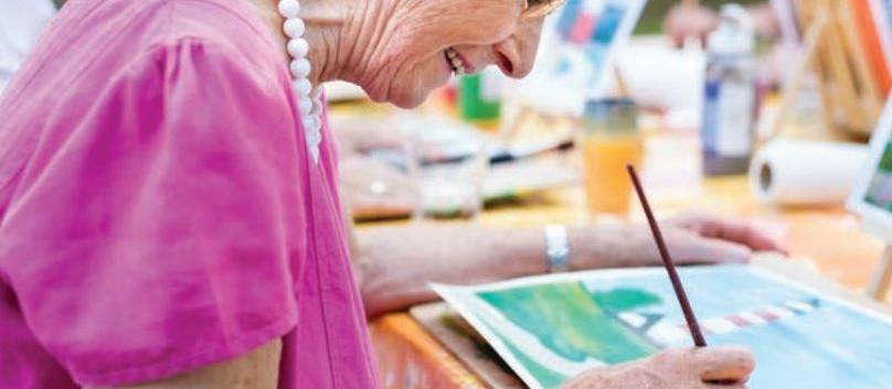 Elder_painting_activity_senior