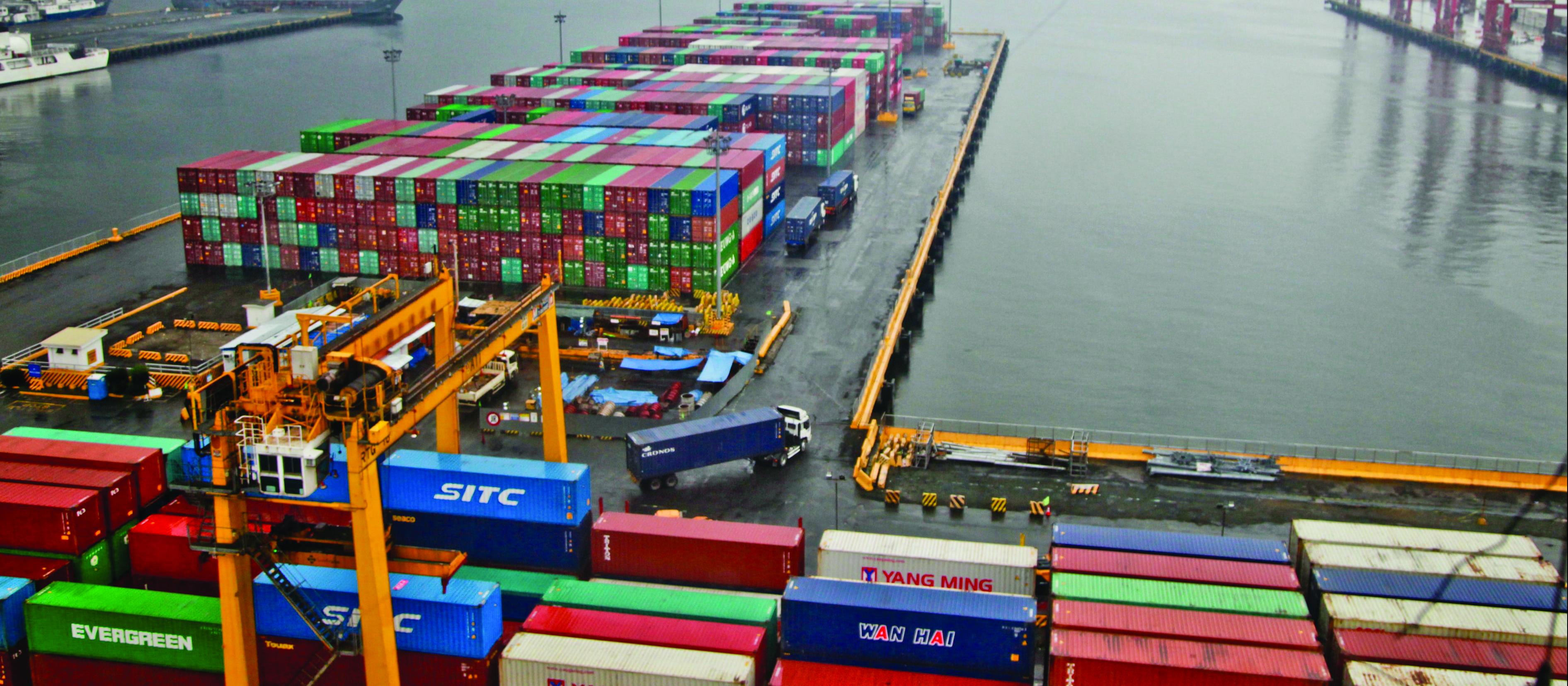 Shipping containers, cargo export