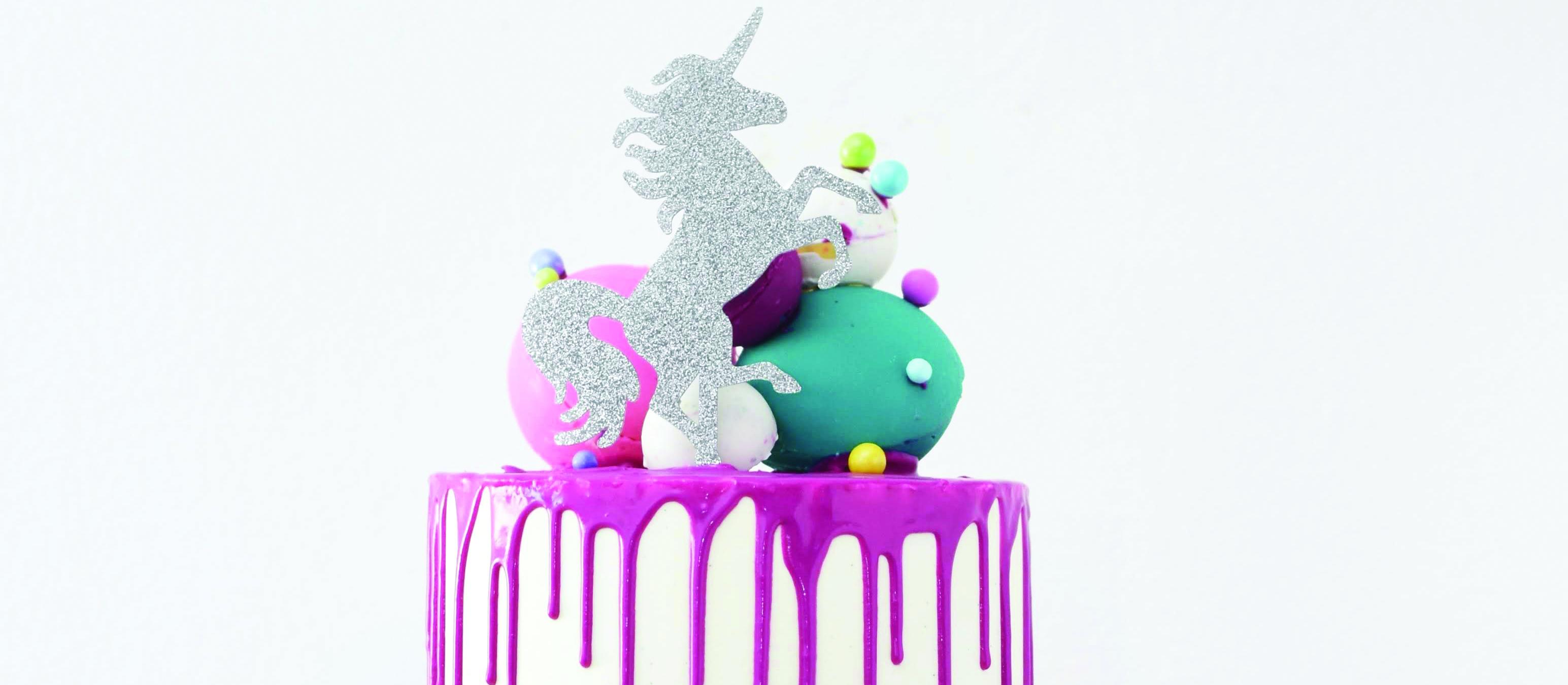 Unicorn cake, Deva Williamson on Unsplash