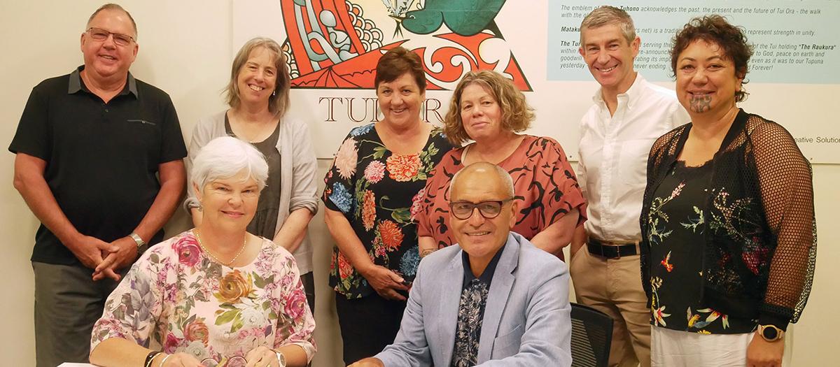 Tui ora and Taranaki DHB sign agreement