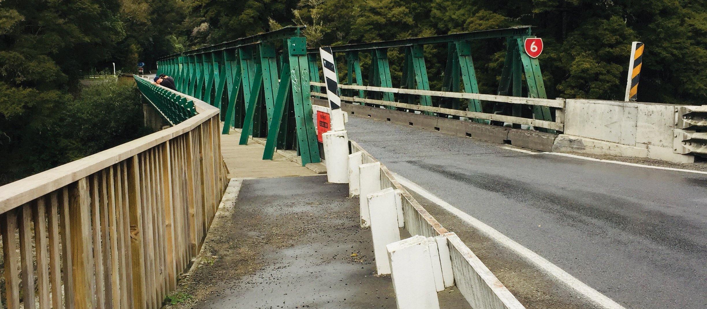 Bridge road 