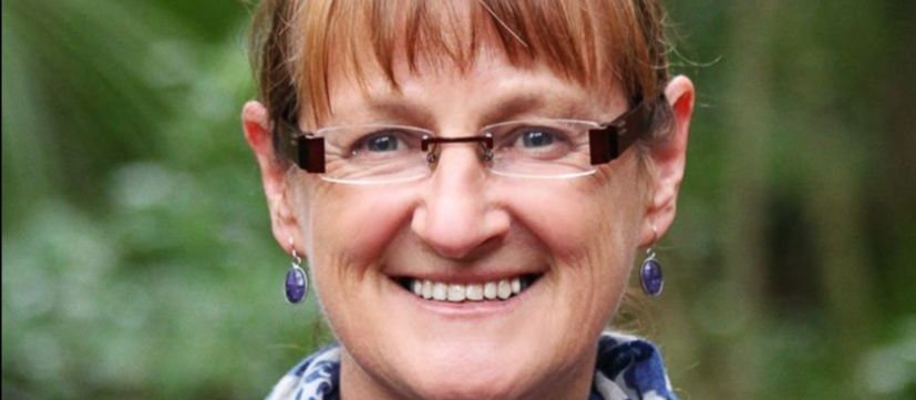 Julia Carr