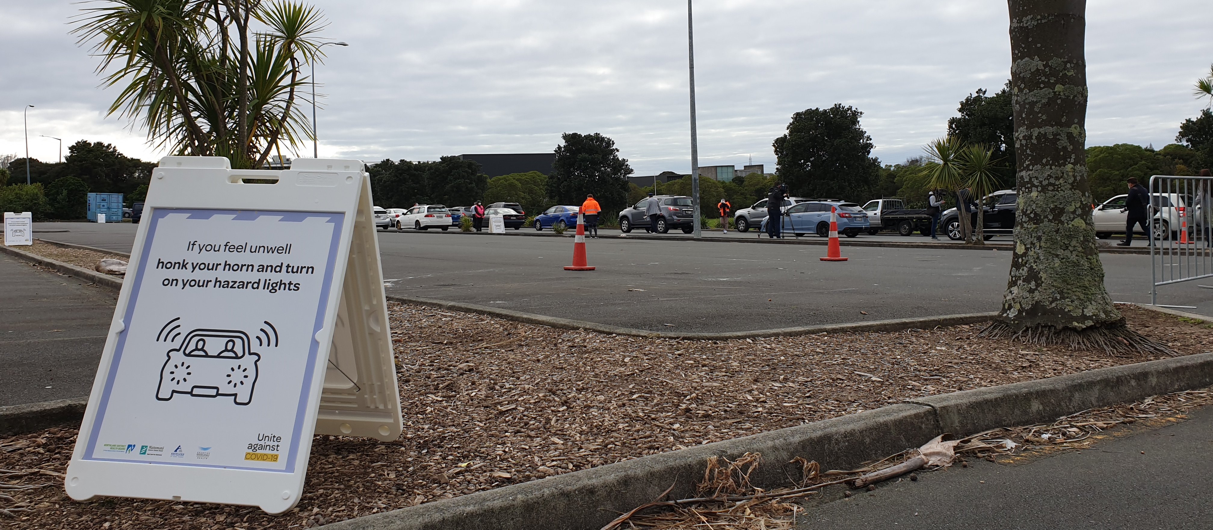 Henderson drive through vax 4 [Image: Martin Johnston]