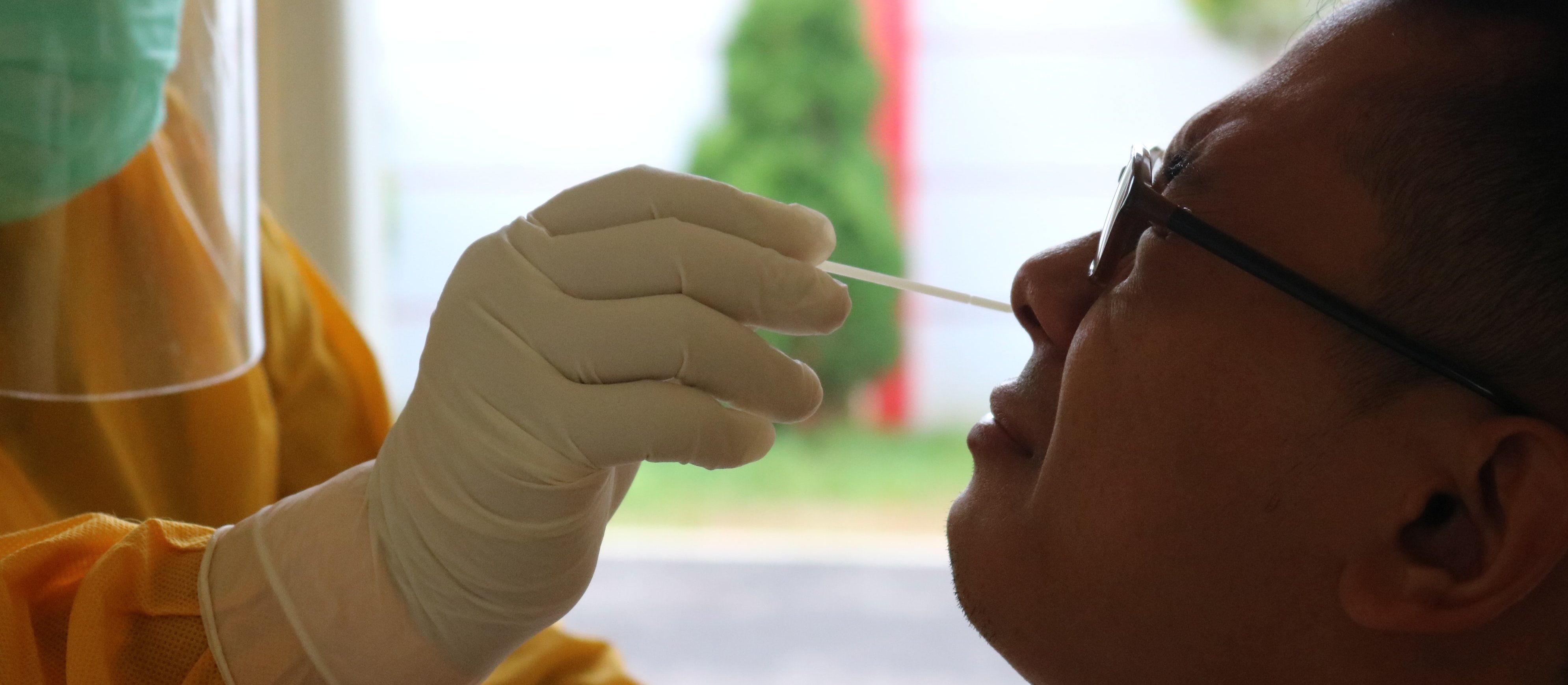 COVID-19 swab, nasal swab, Mufid Majnun on Unsplash