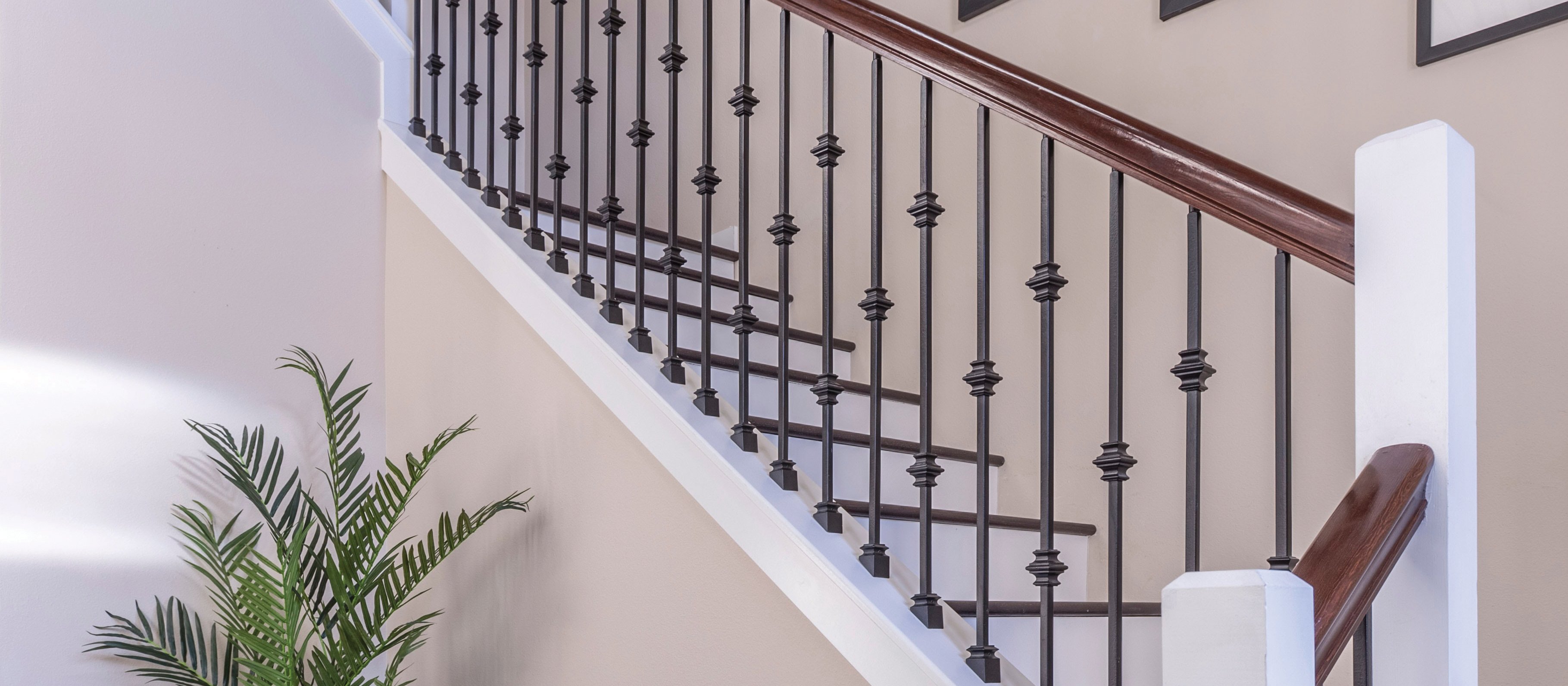 Staircase_Francesca Tosolini on Unsplash