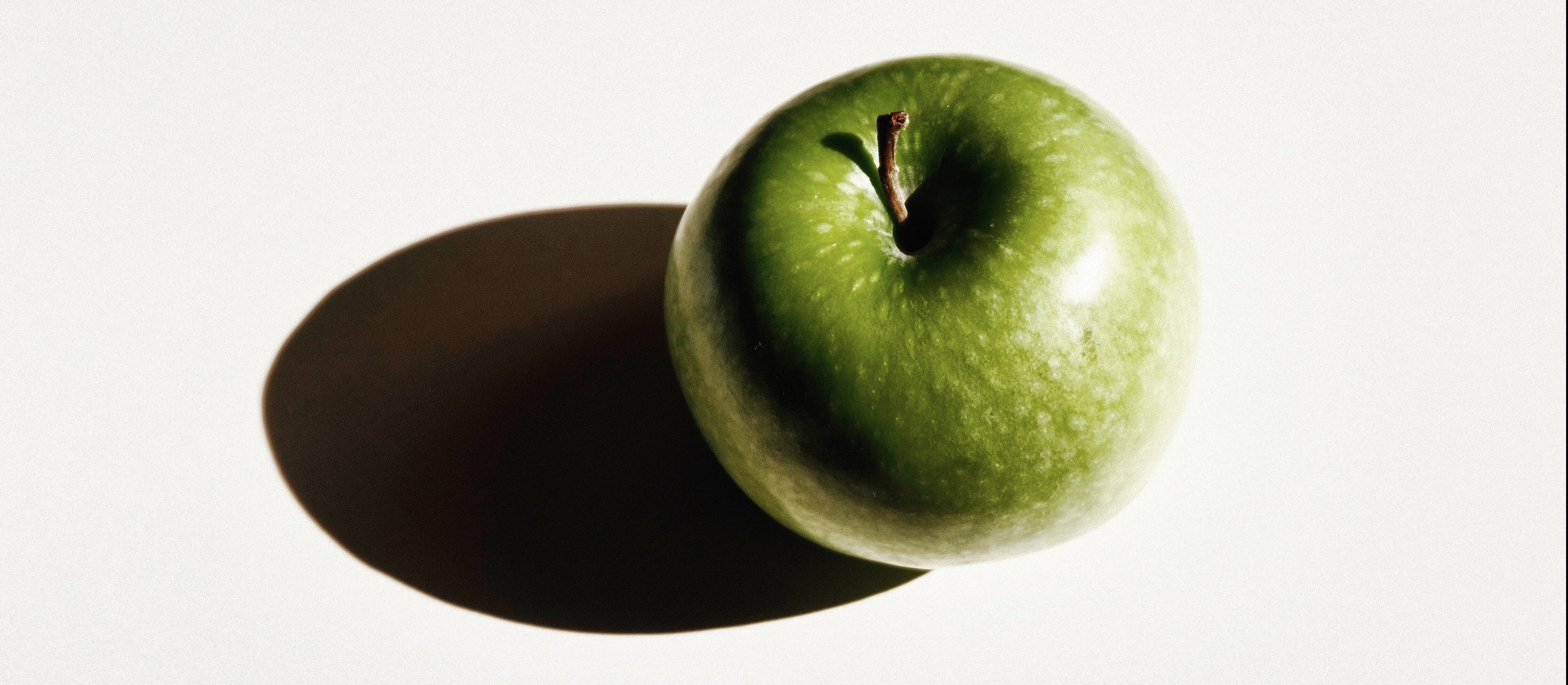 Green Apple CR Jocelyn Morales on Unsplash.jpeg