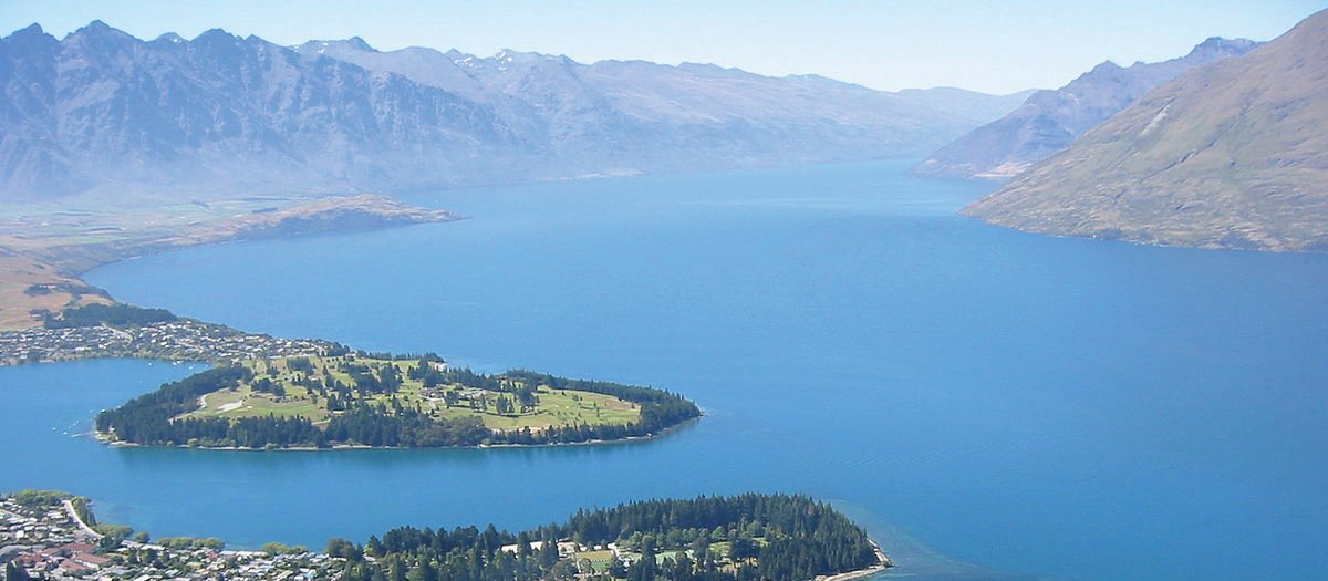 Queenstown with Lake Wakatipu