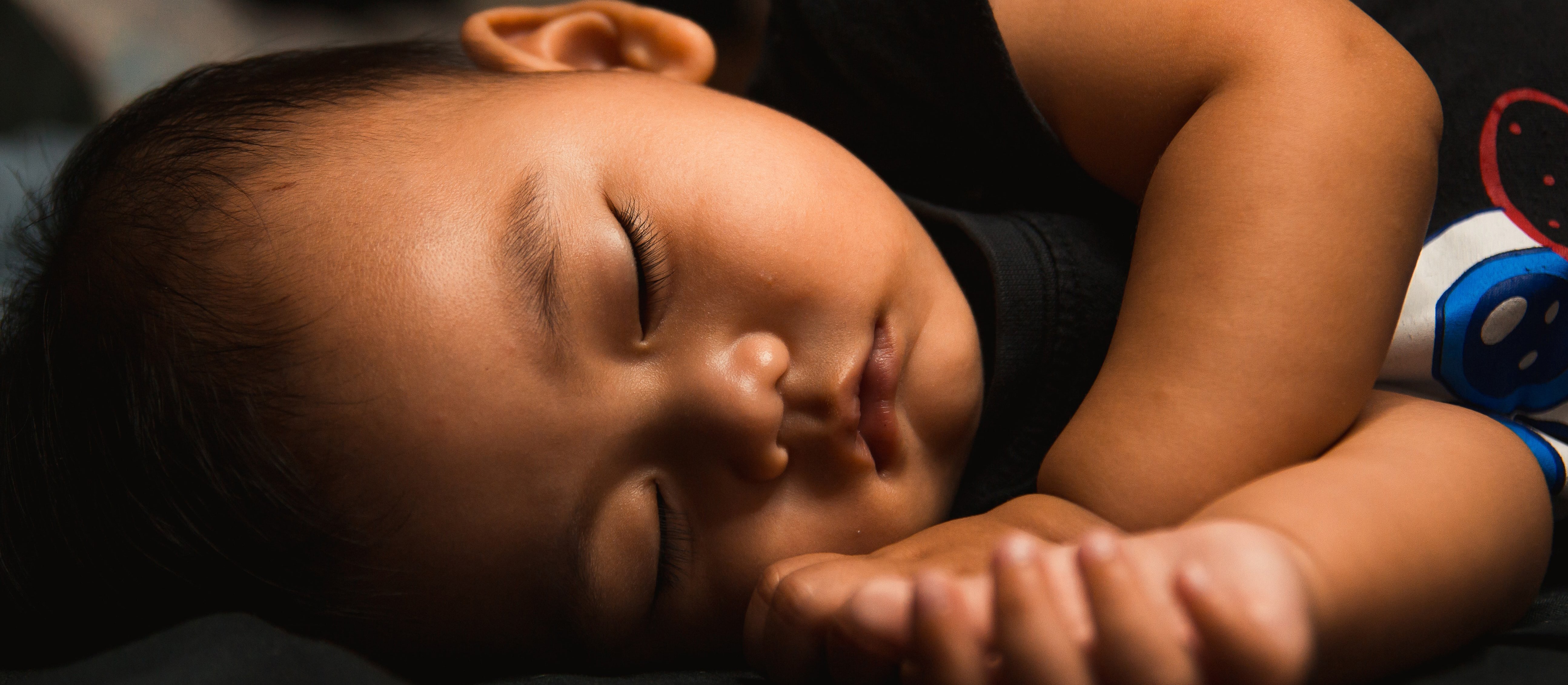 Kid_Sleeping_CR_Igordoon_Primus_on_unsplash