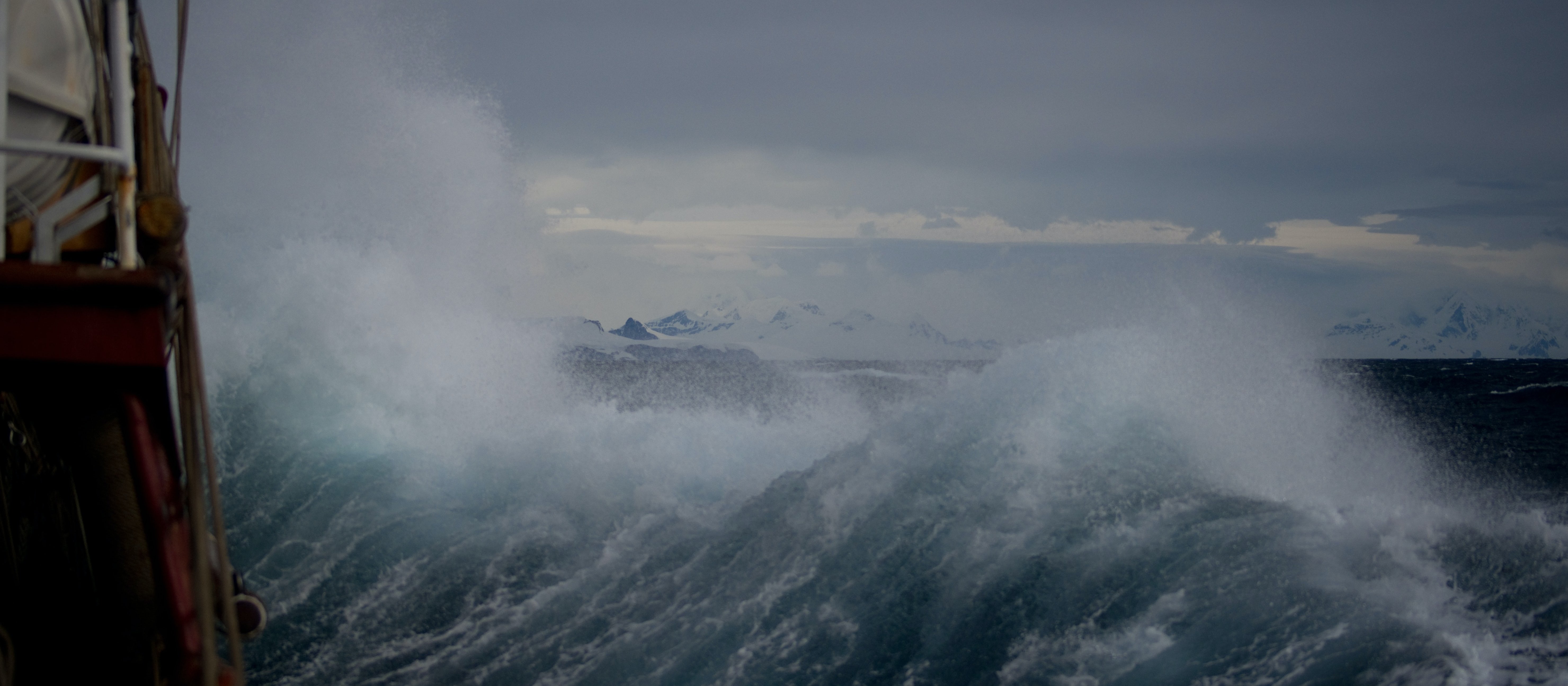 ship in storm CR Torsten Dederichs on Unsplash