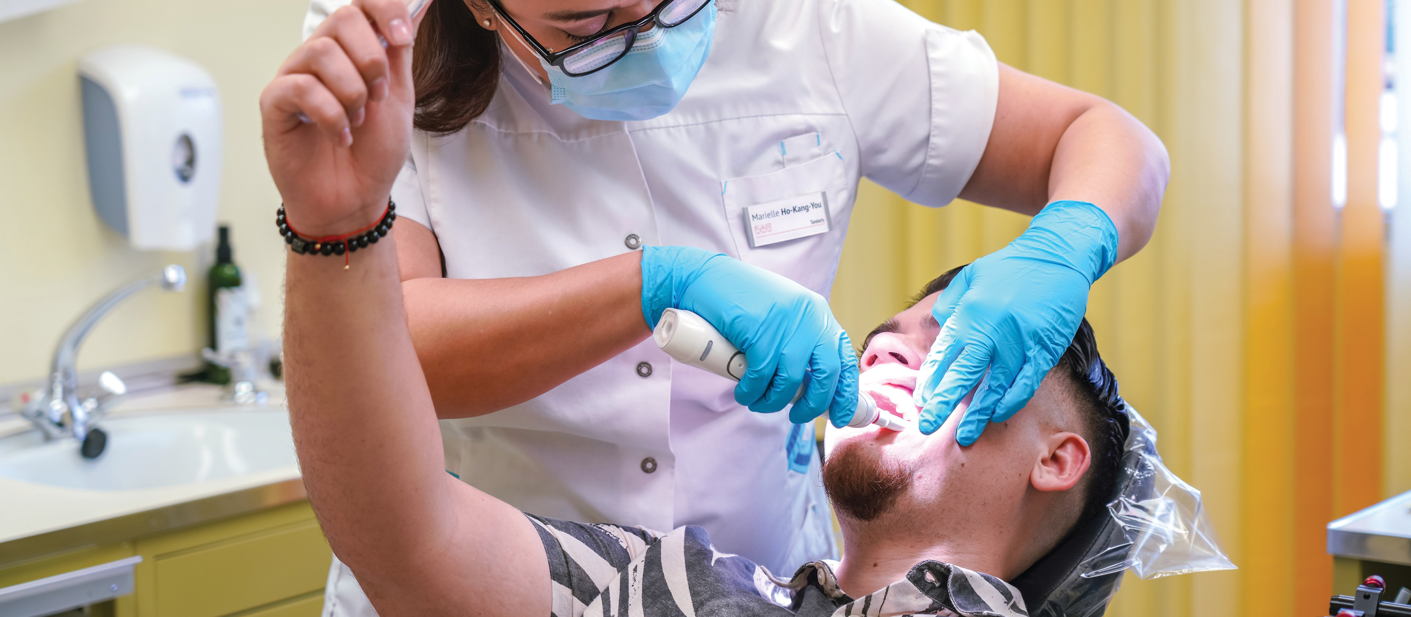 Dentist Patient CR Brian Tromp on unsplash
