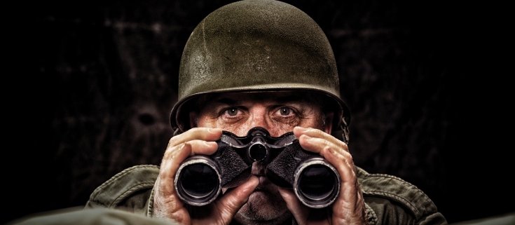 Soldier Binoculars CR cmannphoto istock.jpg
