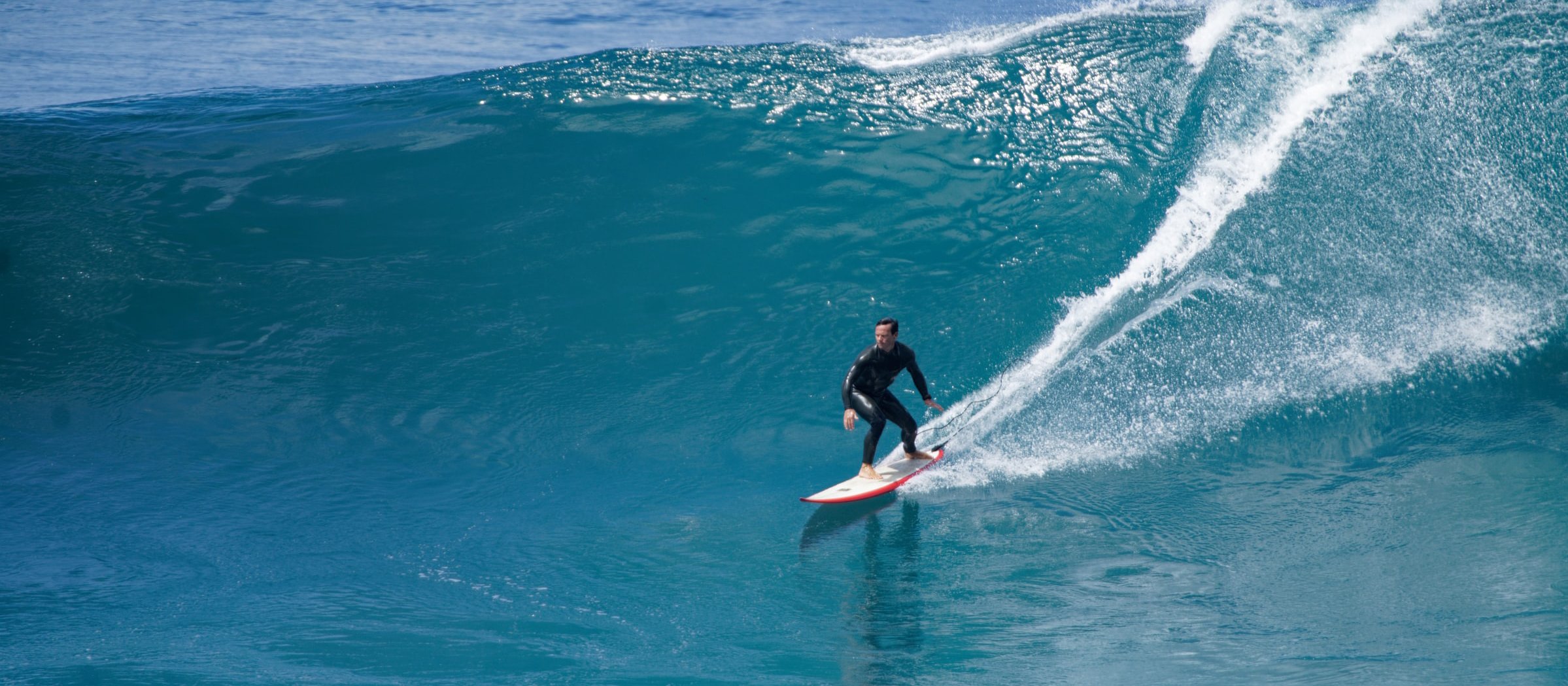 Wave Surfer CR Colin Watts on Unsplash