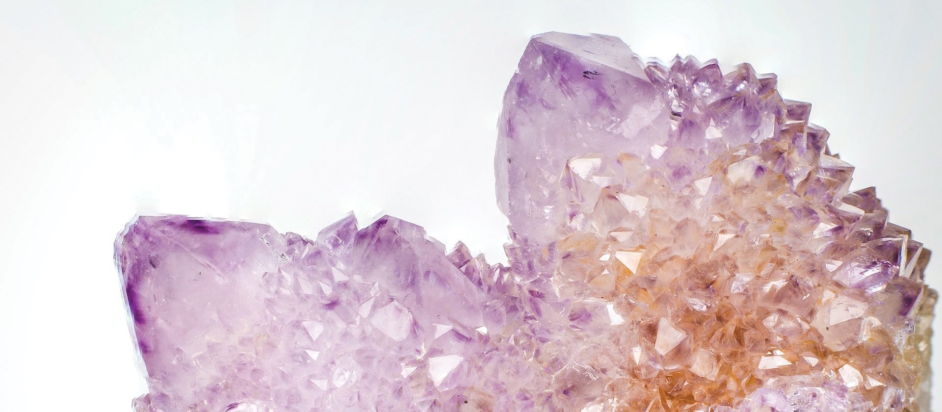 Crystals_CR_Jeff_W_on_Unsplash.jpeg 