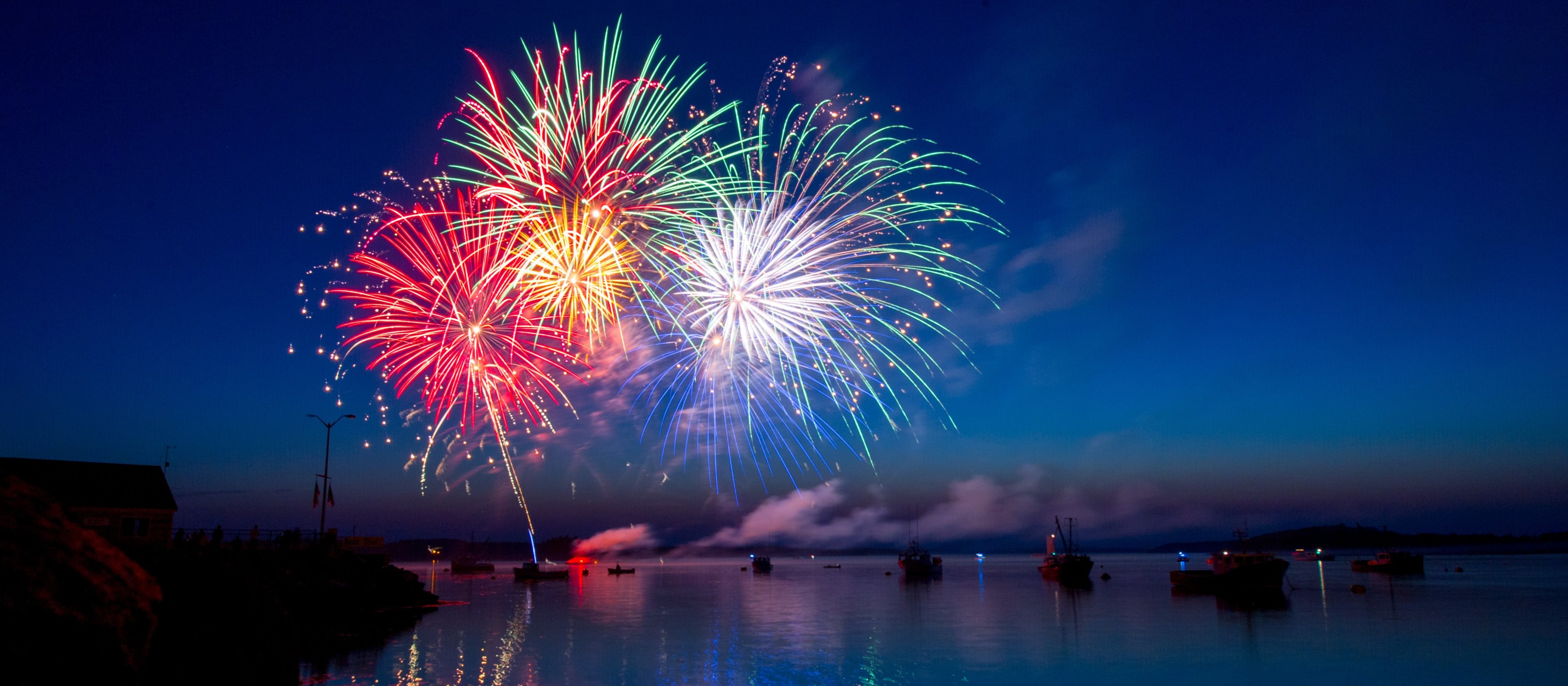 Fireworks CR Ray Hennessy on Unsplash