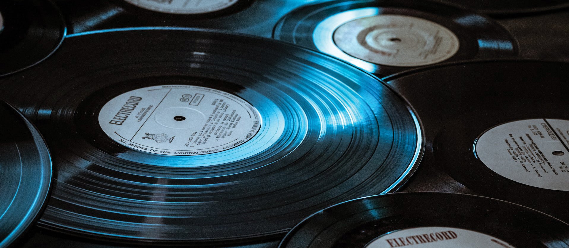 Vinyl records CR Miriana Doroban on Unsplash