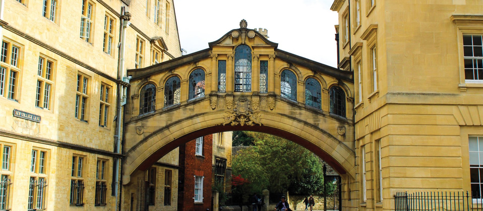 Oxford UK CR Ebun Oluwole on Unsplash