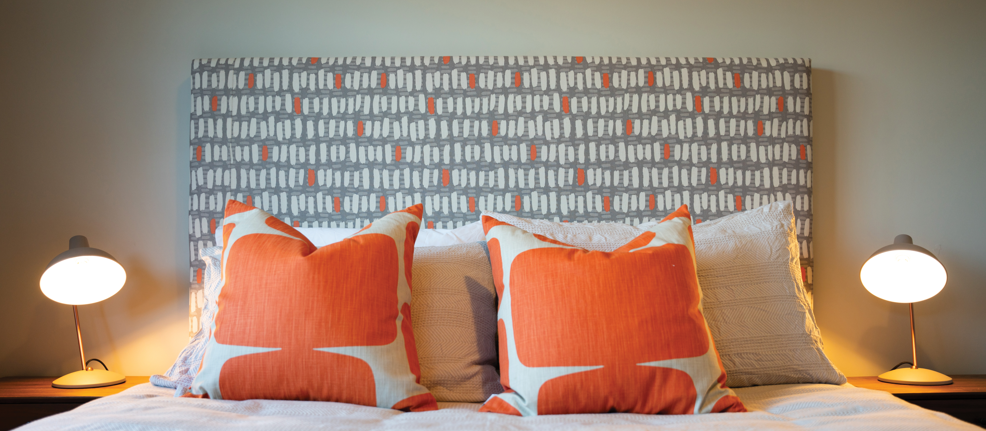 Orange bedroom CR Amerikiwi Media