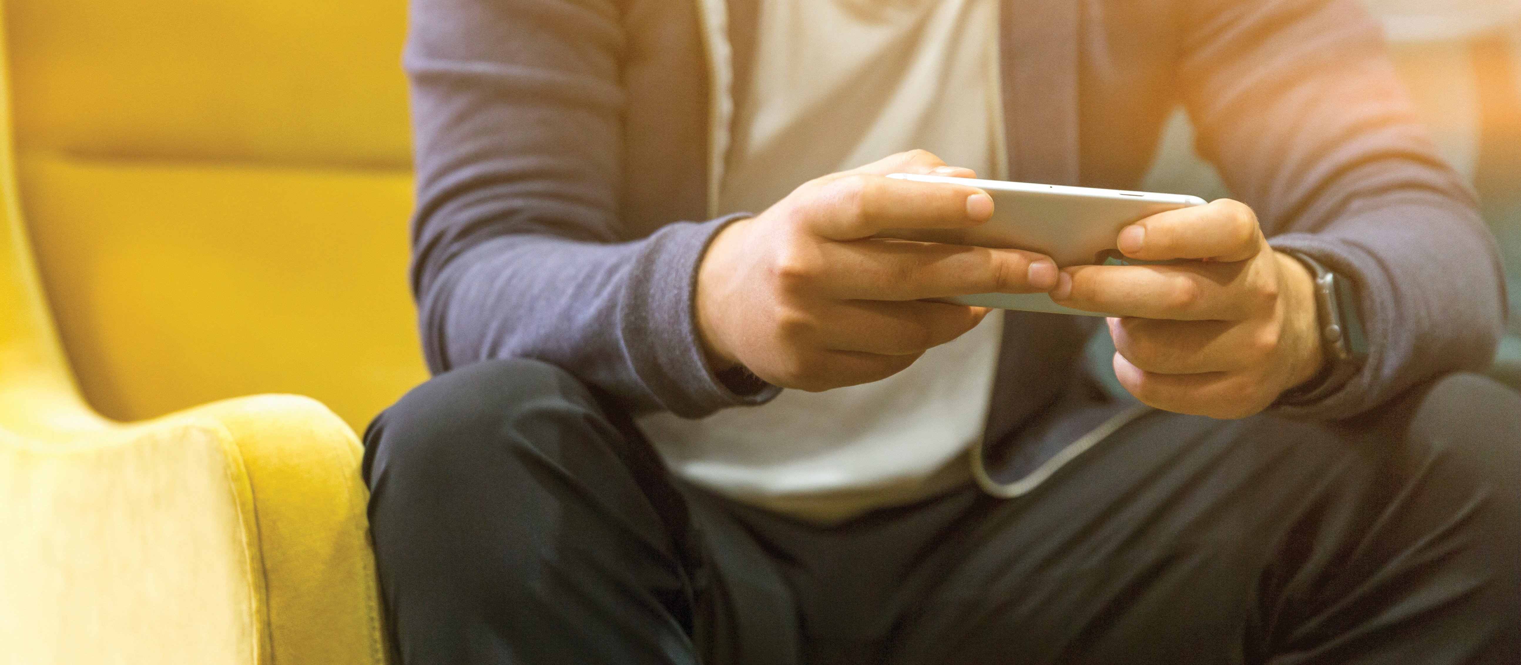 Telehealth on cellphone CR LinkedIn Sales Solutions on Unsplash