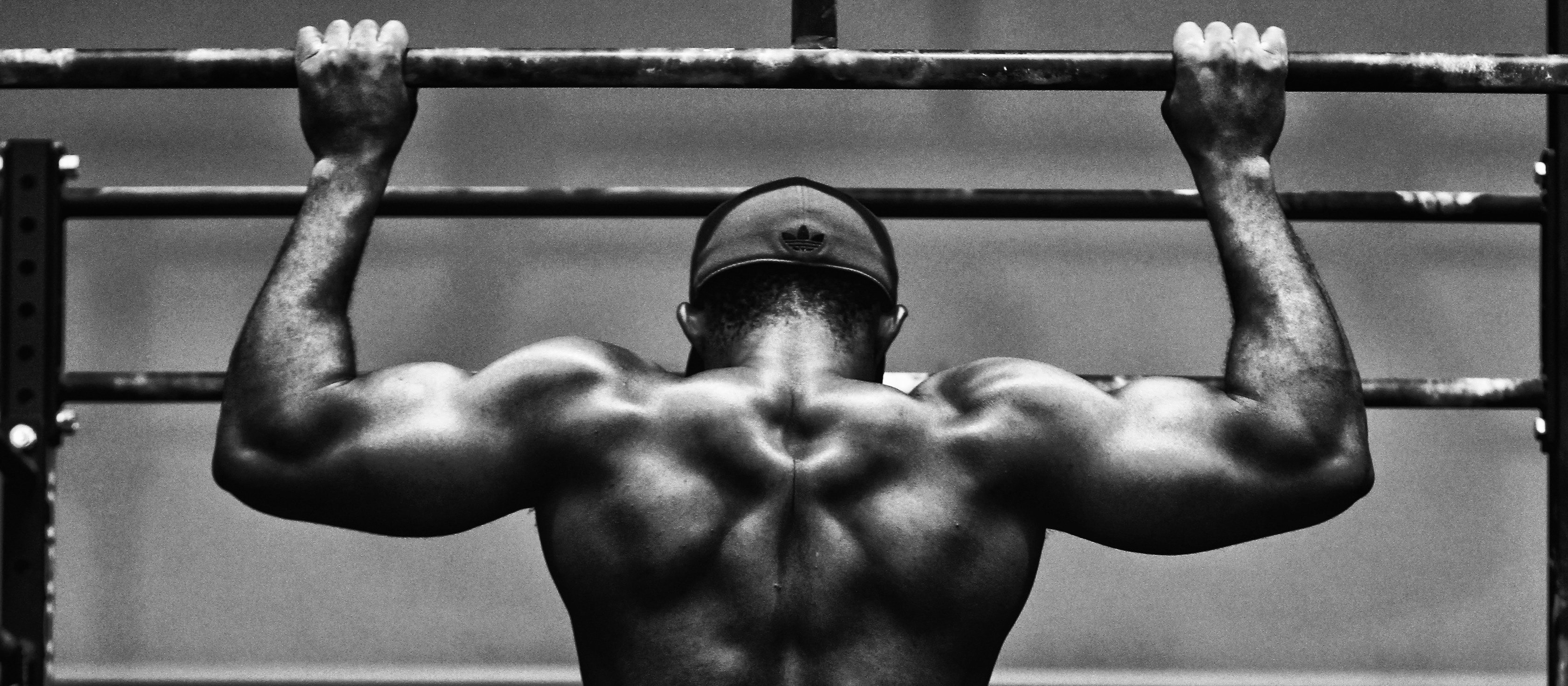 Gym pullups CR Edgar Chaparro on Unsplash