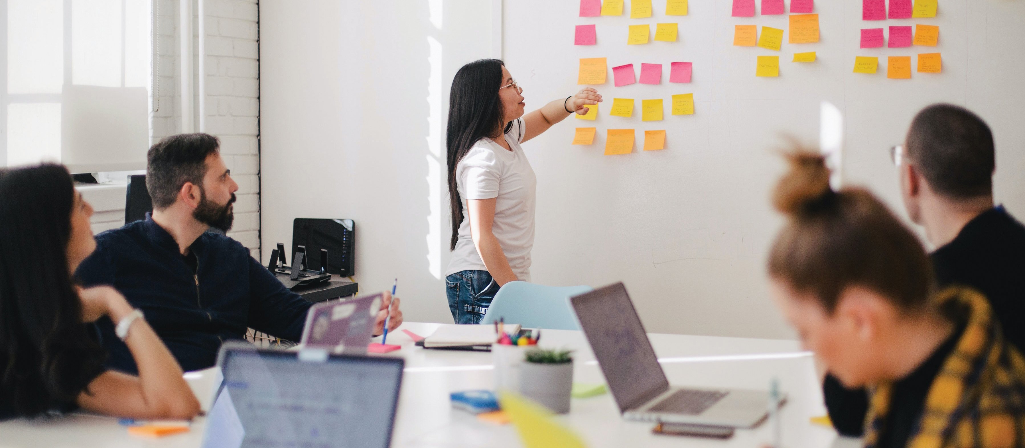 Whiteboard meeting CR Jason Goodman on Unsplash