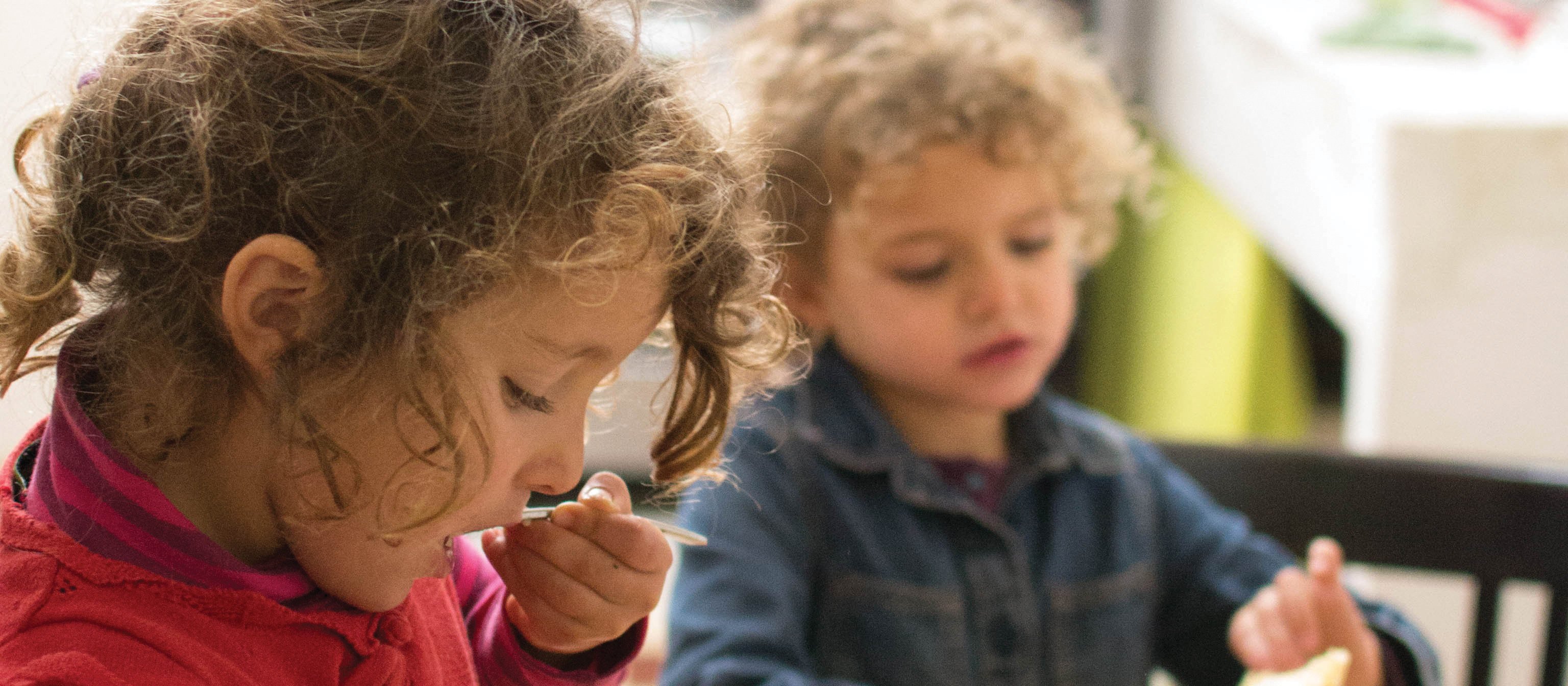 Kids eating