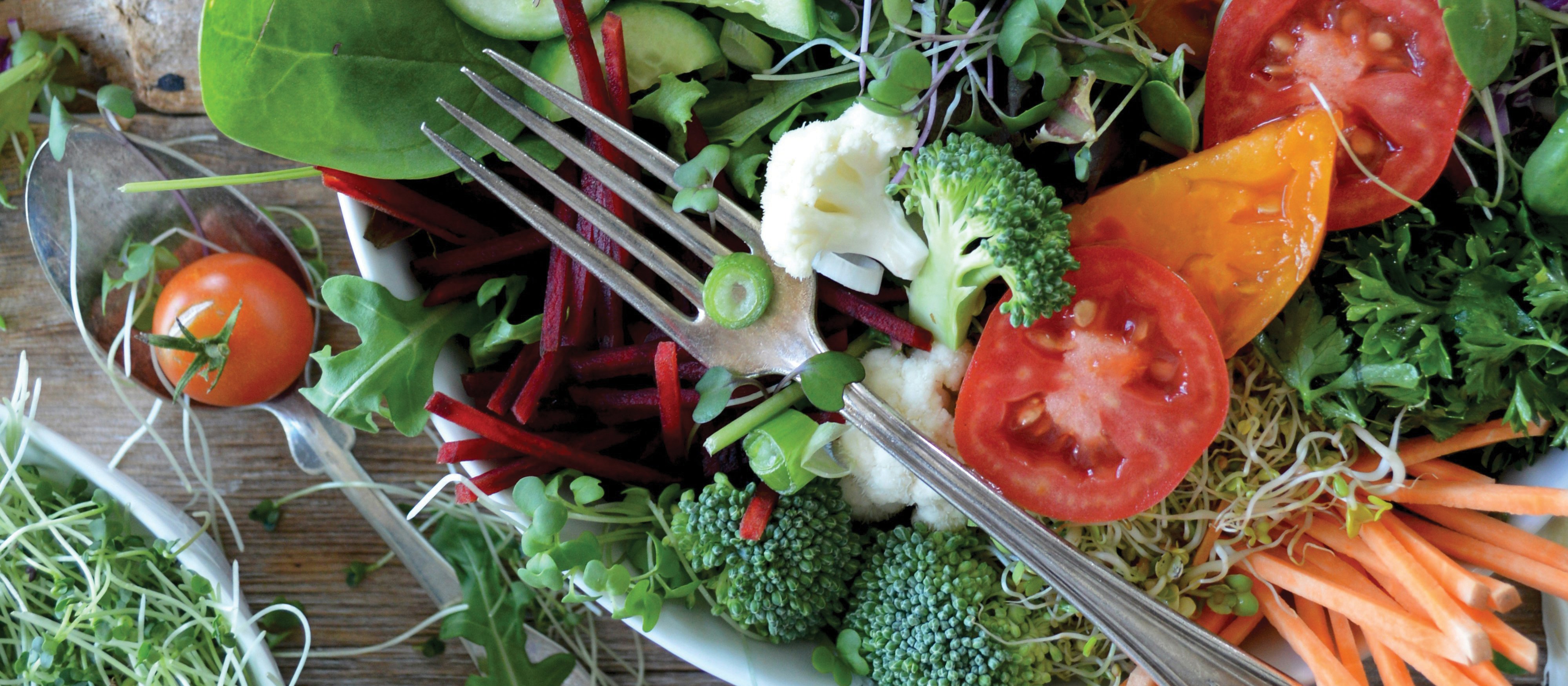 Salad CR Nadine Primeau on Unsplash