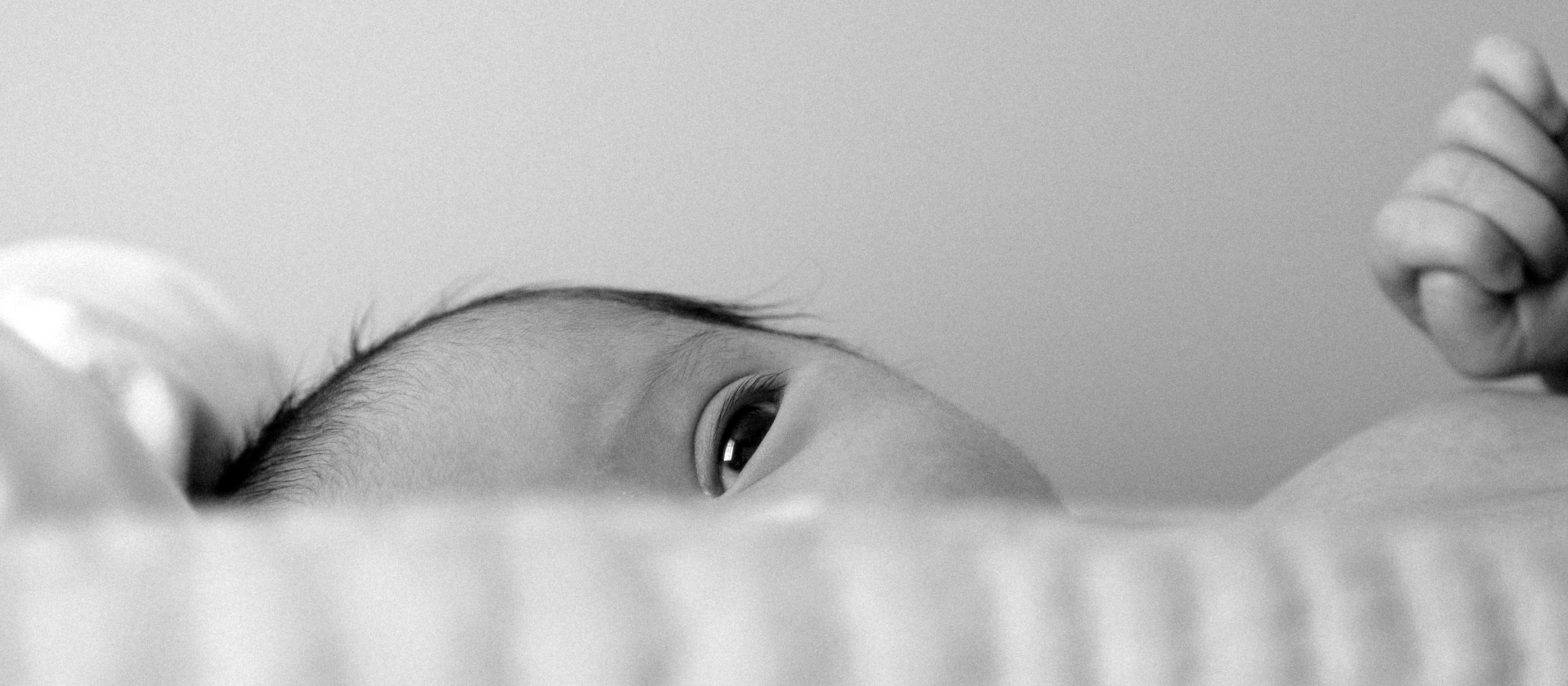 Baby BW CR Charles Deluvio on Unsplash