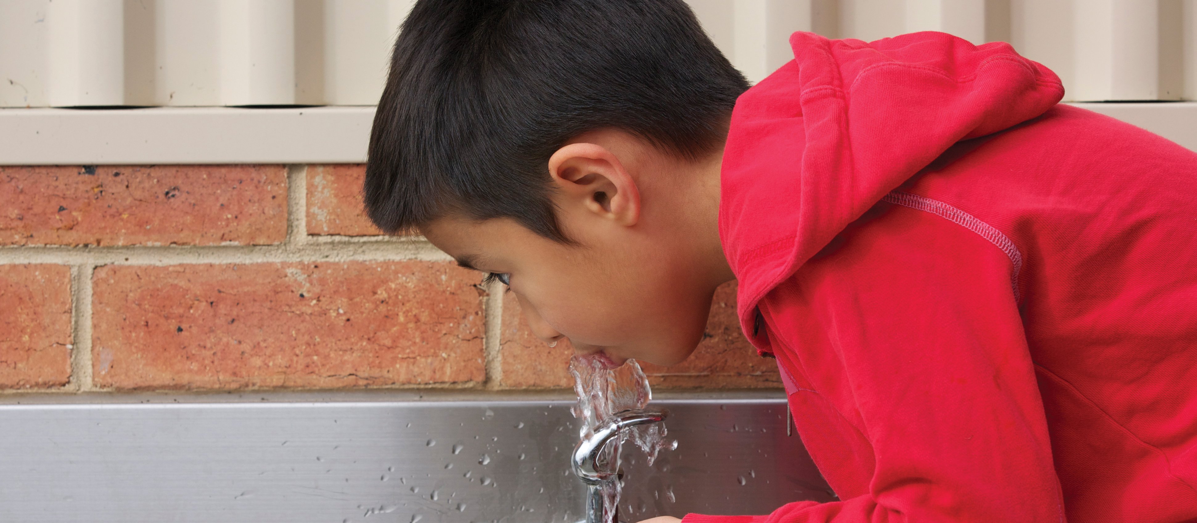 Boy water ISTK