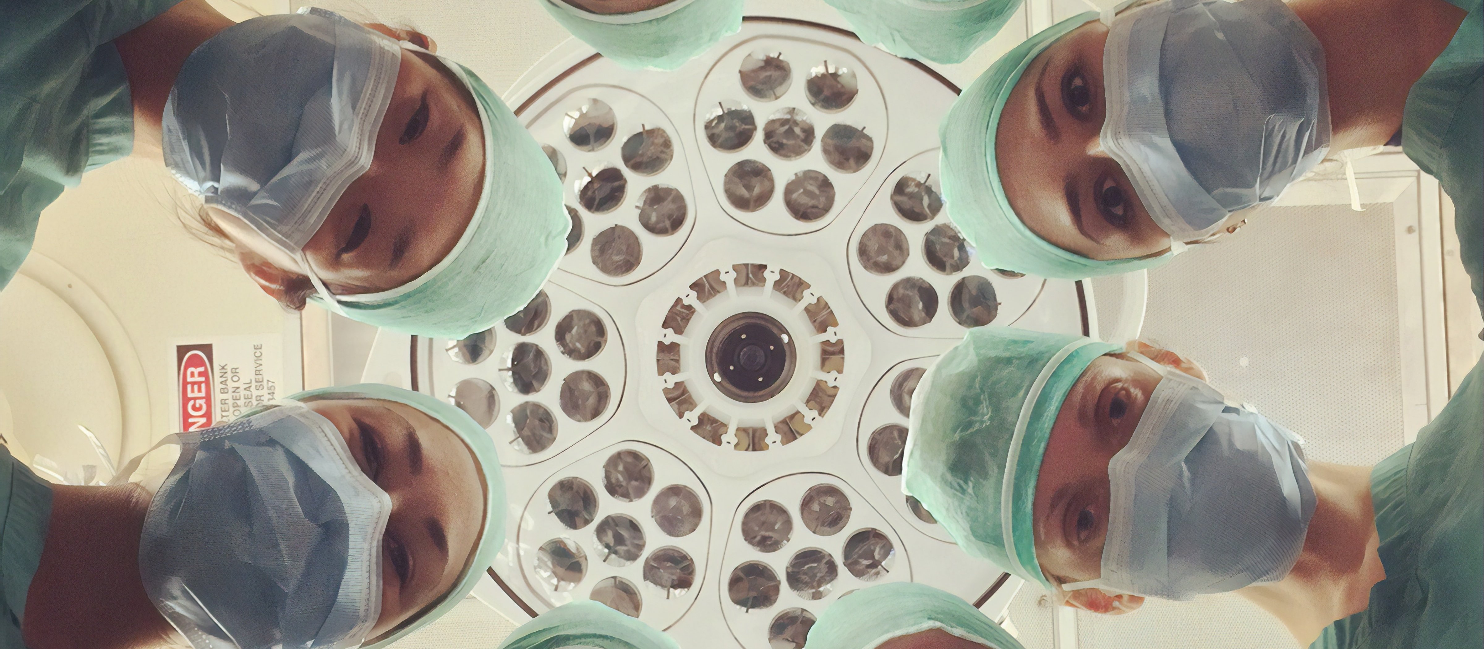 Surgeons NCI CR Unsplash