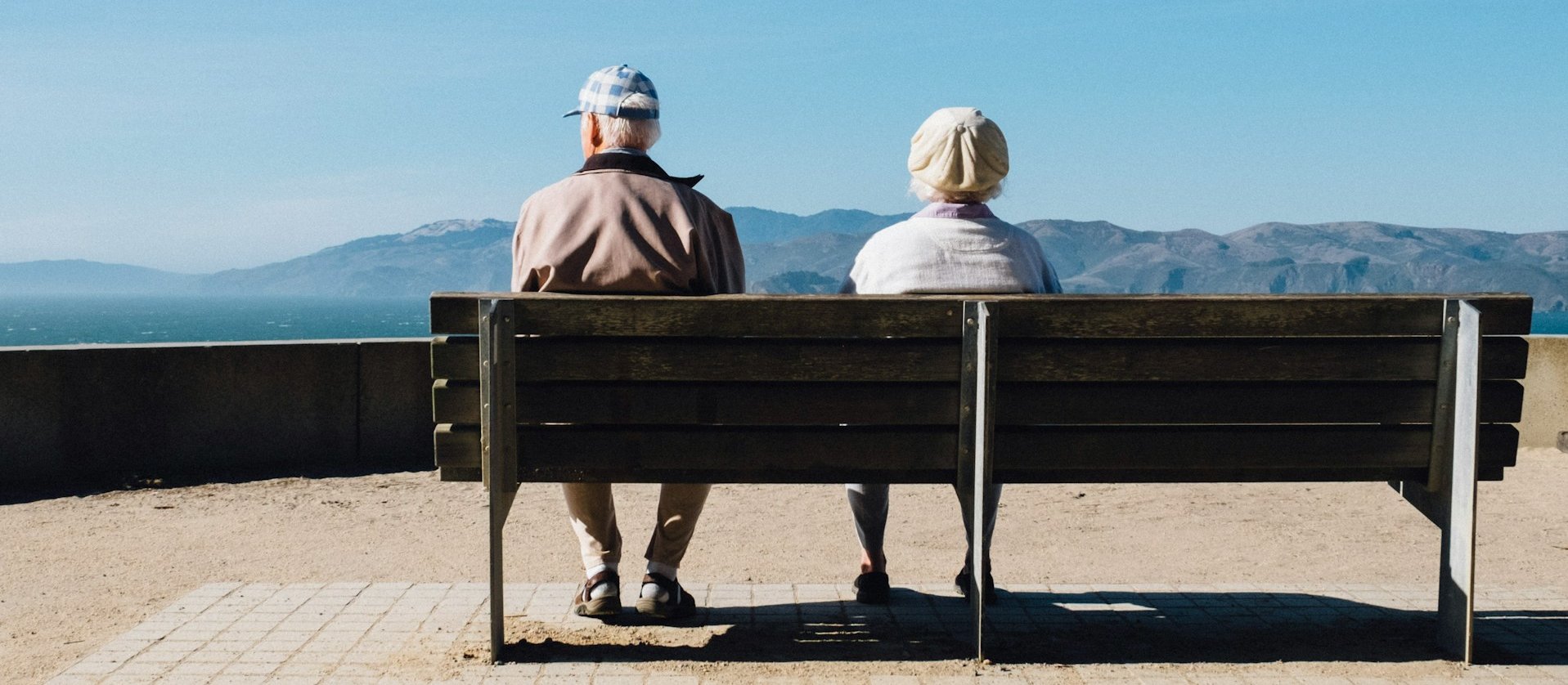 Older_couple_from_behind_CR_Matt_Bennett_on_Unsplash