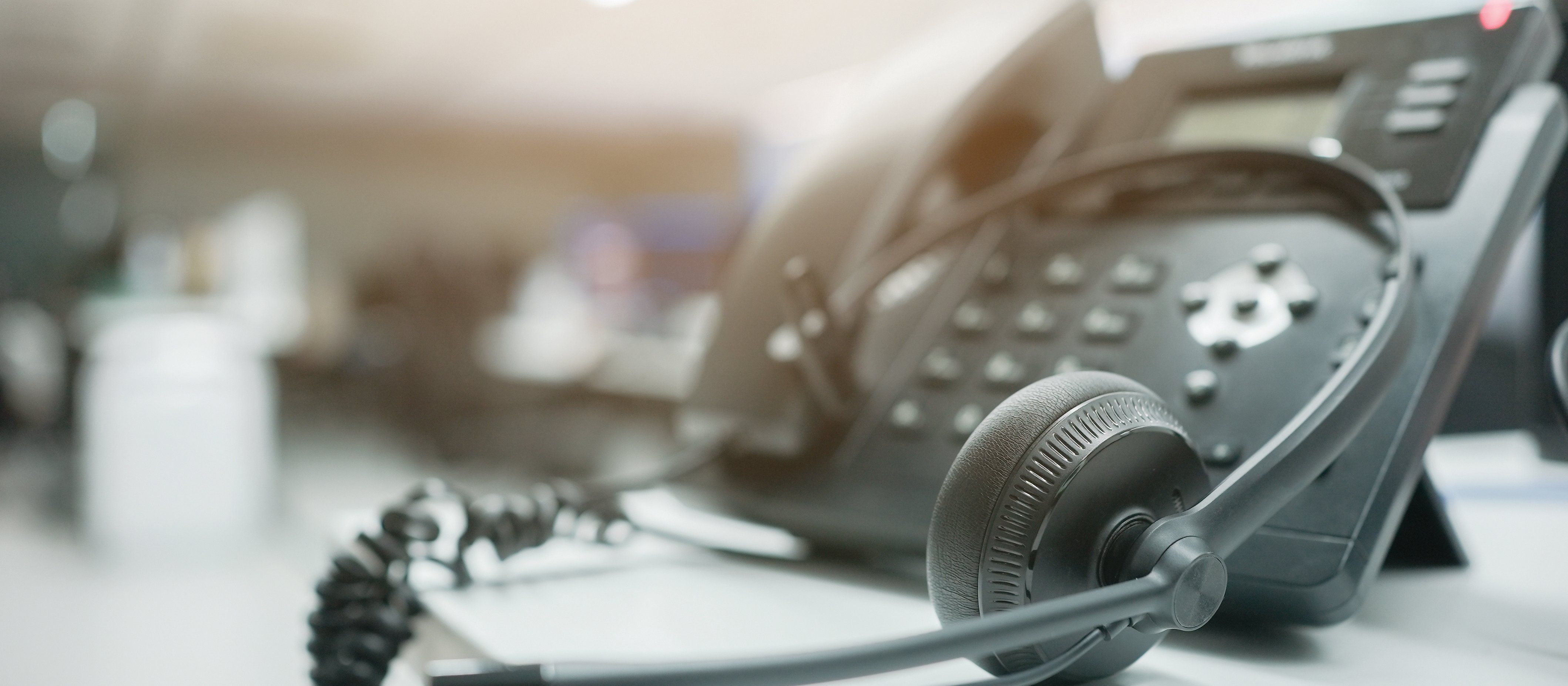 Headset CR Chainarong Prasertthai on iStock