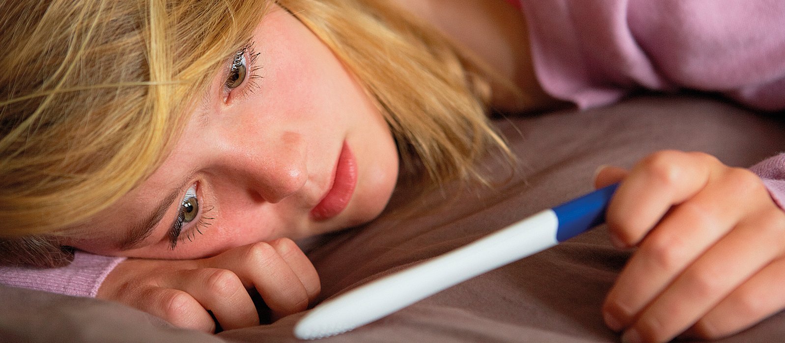 Depressed teenage girl CR iStock 