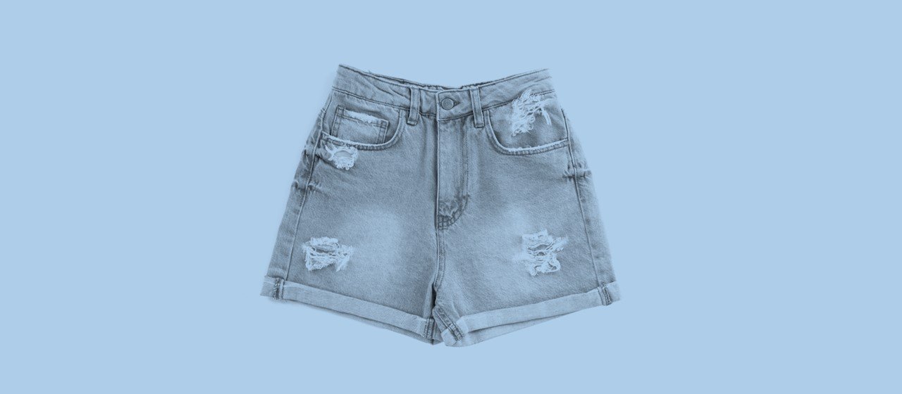 Shorts Engin Akyurt on Unsplash