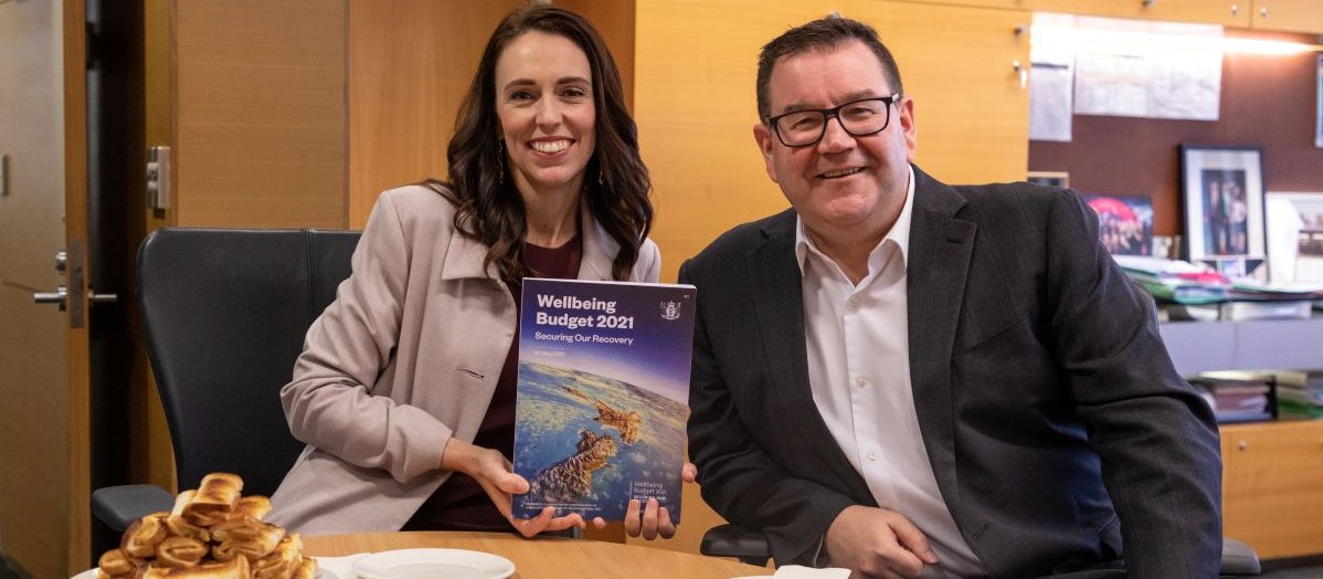 Jacinda Ardern and Grant Robertson