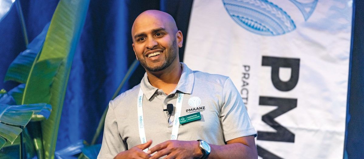 Roshan Fernando 