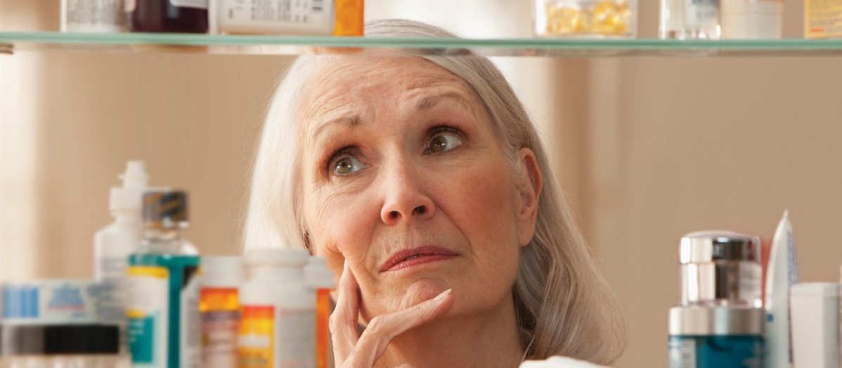 Polypharmacy, aged, elderly woman, medicine