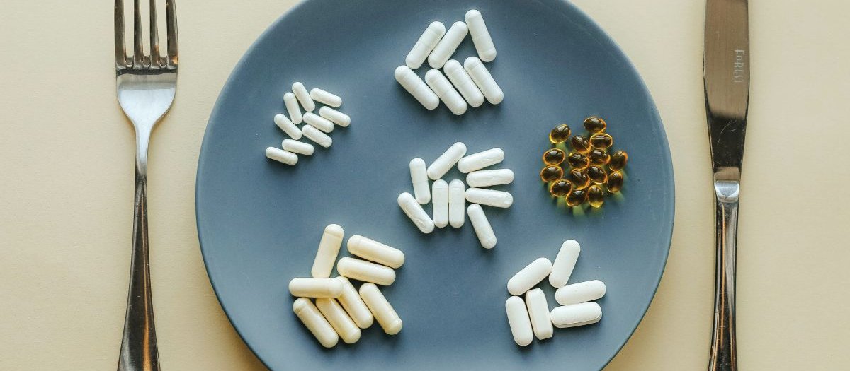 Plate of drugs CR Natali Hordiiuk on Unsplash