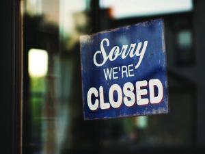 Closed: Tim Mossholder on Unsplash