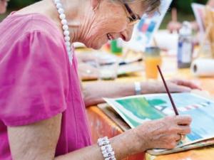 Elder_painting_activity_senior