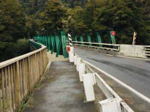 Bridge road 