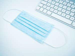 Mask Computer COVID-19 Photo Mediamodifier Unsplash.jpeg