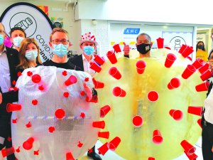 Ashley Bloomfield Jeff Lowe Zorbing
