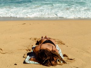 Sunbather CR William Rouse on Unsplash