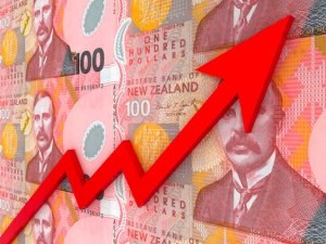 NZ Currency inflation arrow CR alexsl on iStock