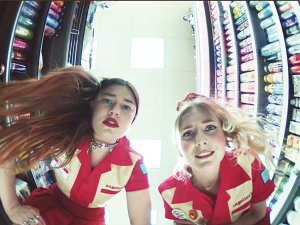 Wetleg ScreenShot Official Band website Video