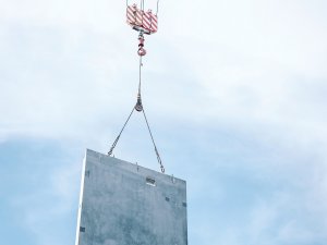 building block CR Elvir K on Unsplash