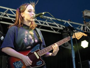 Soccer Mommy CR Bruce from Sydney Australia on Wikimedia Commons CC
